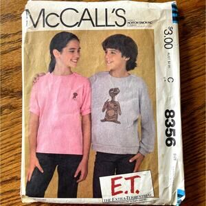 Vintage 1980s McCalls 8356 ET Crew Neck Sweater Sewing Pattern Size XXS COMPLETE